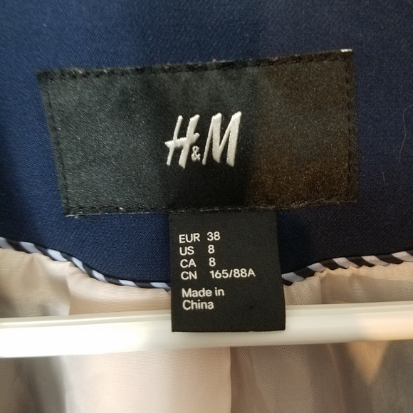 H & M  blue two button blazer - Picture 6 of 7